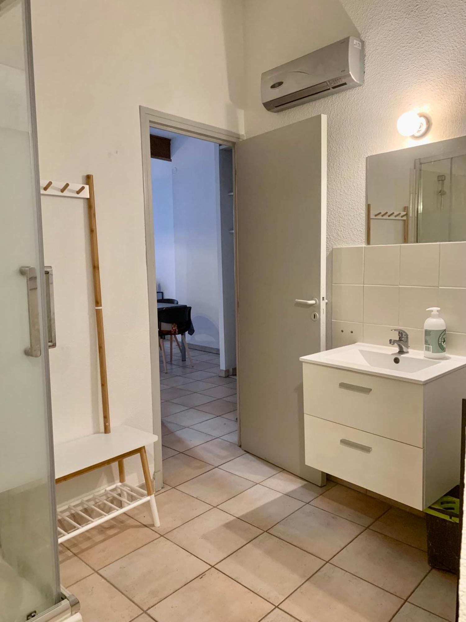 Cosy Central - Charme Au Centre - Wifi Perpignan Ngoại thất bức ảnh